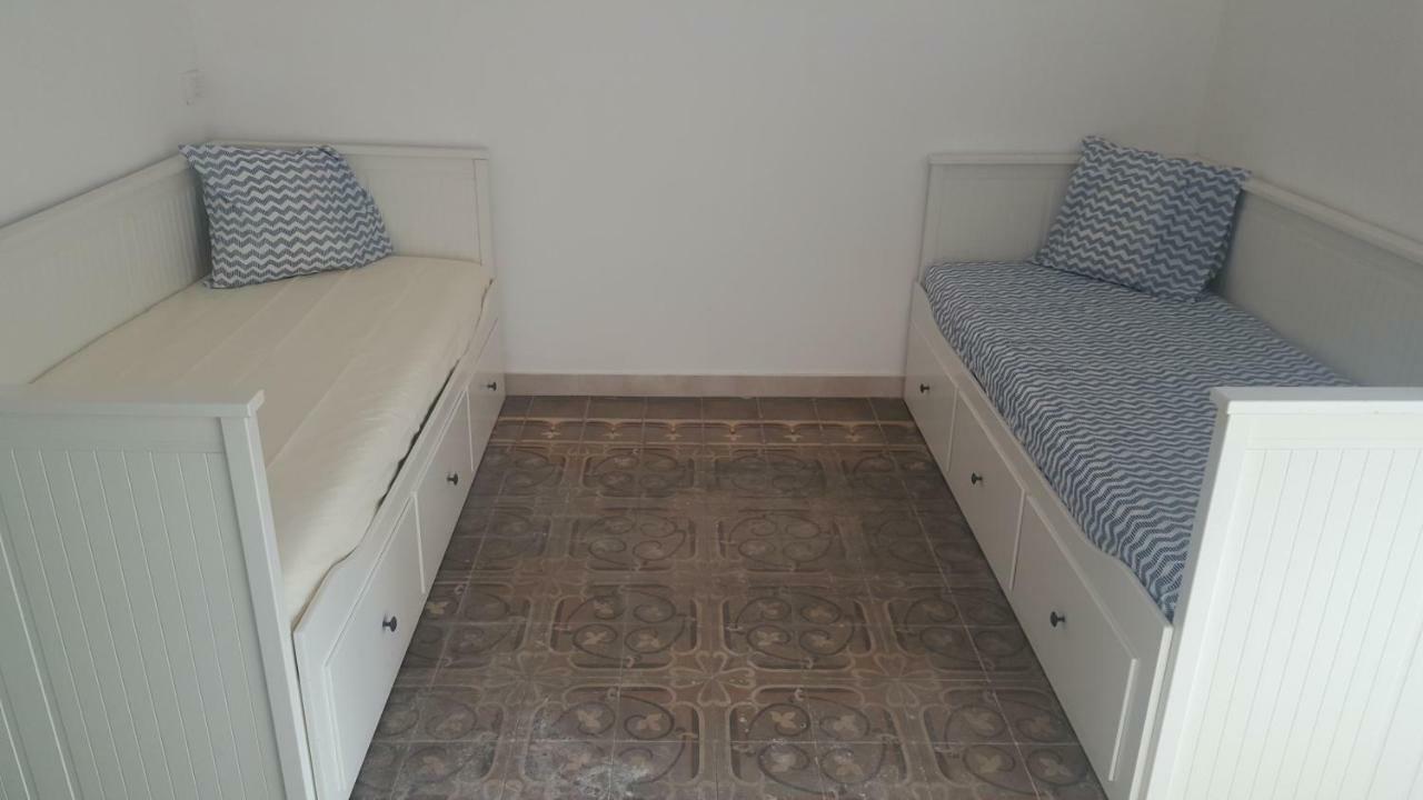 Oyo Guest House Ruzafa Valencia Bagian luar foto