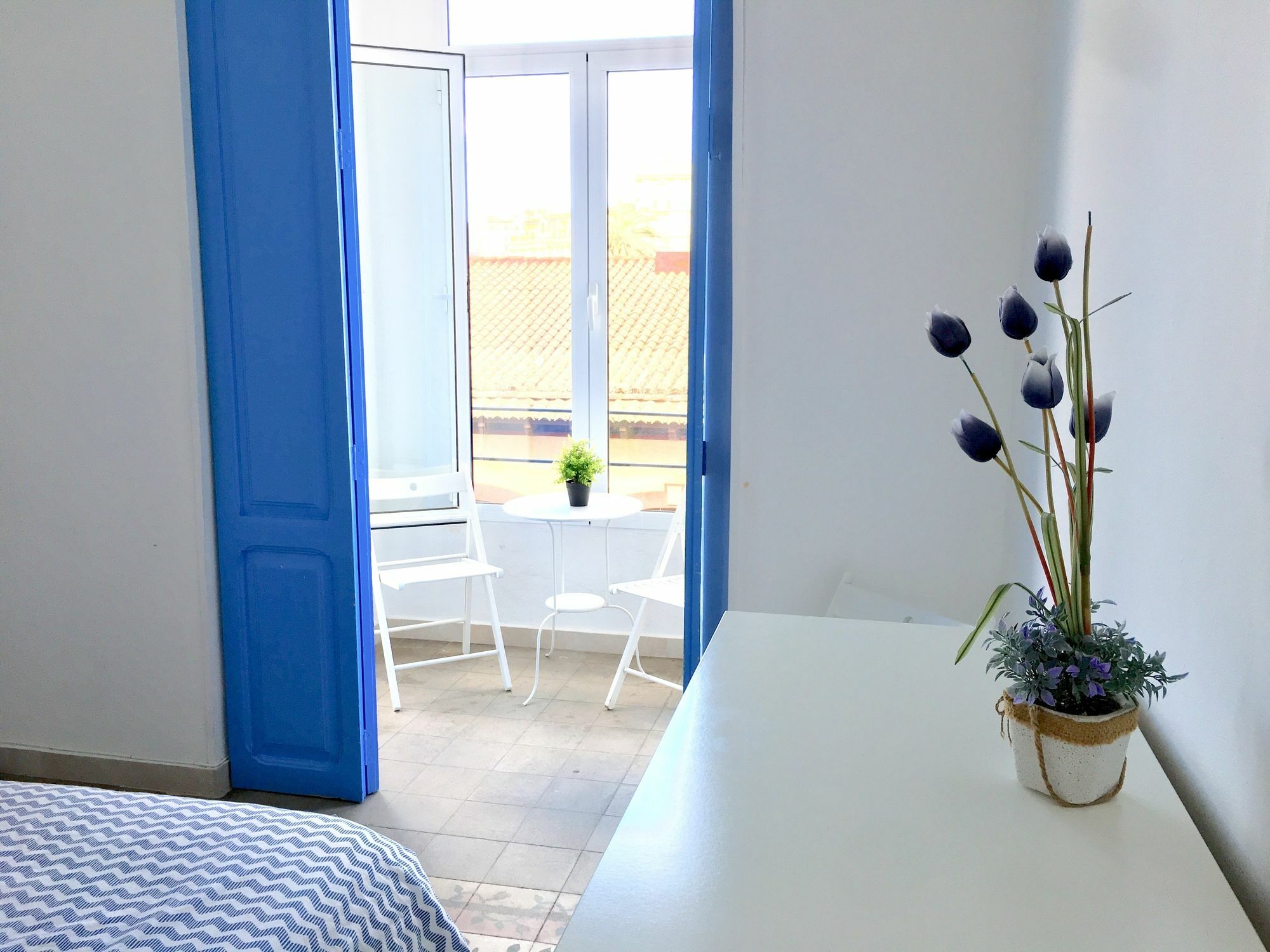 Oyo Guest House Ruzafa Valencia Bagian luar foto